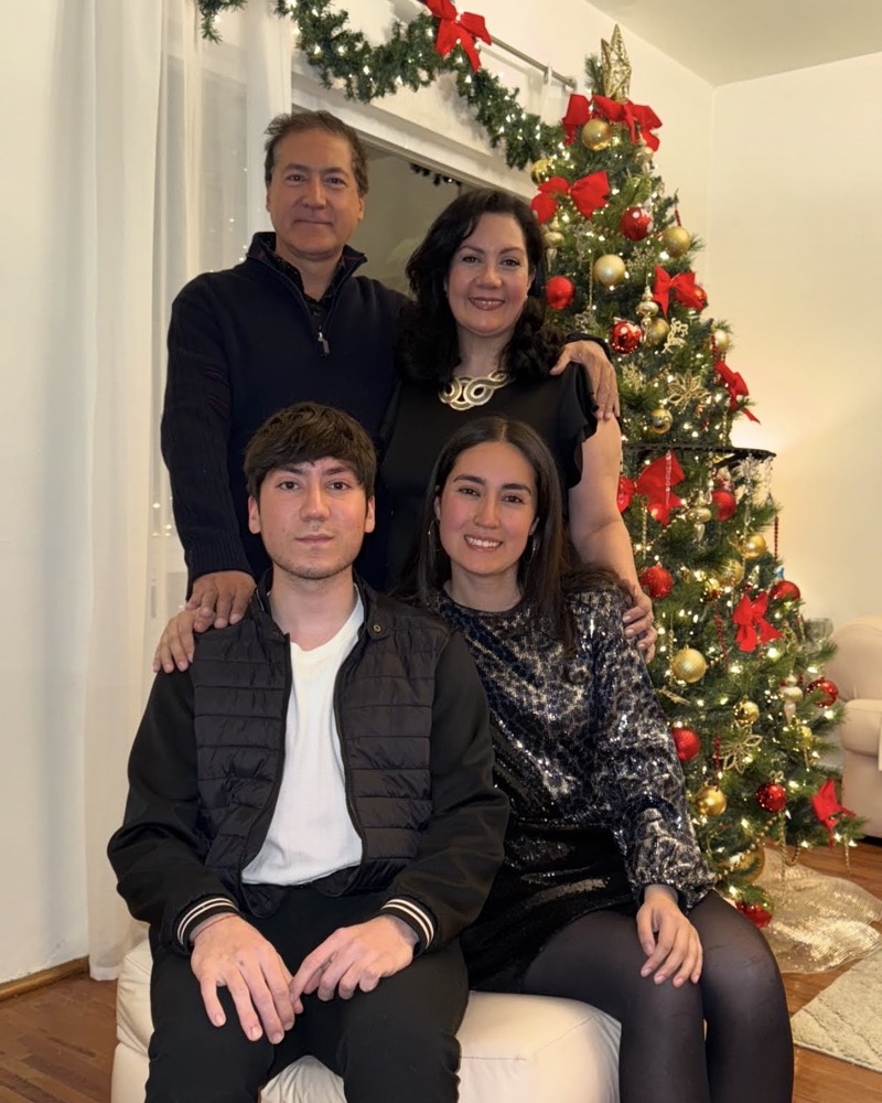 Mariana with her family